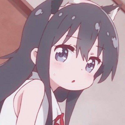 王毅机场迎接普京